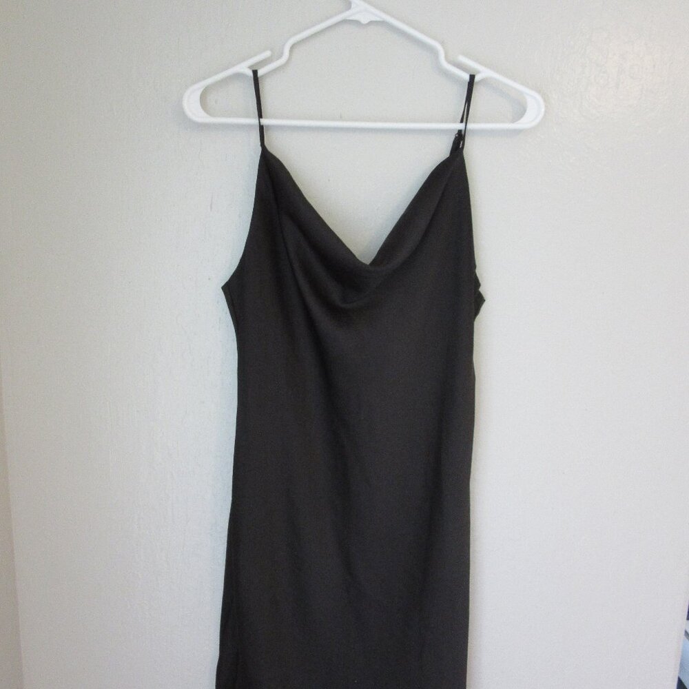 Urban Outfitters Black M Back Zip Slip Dress